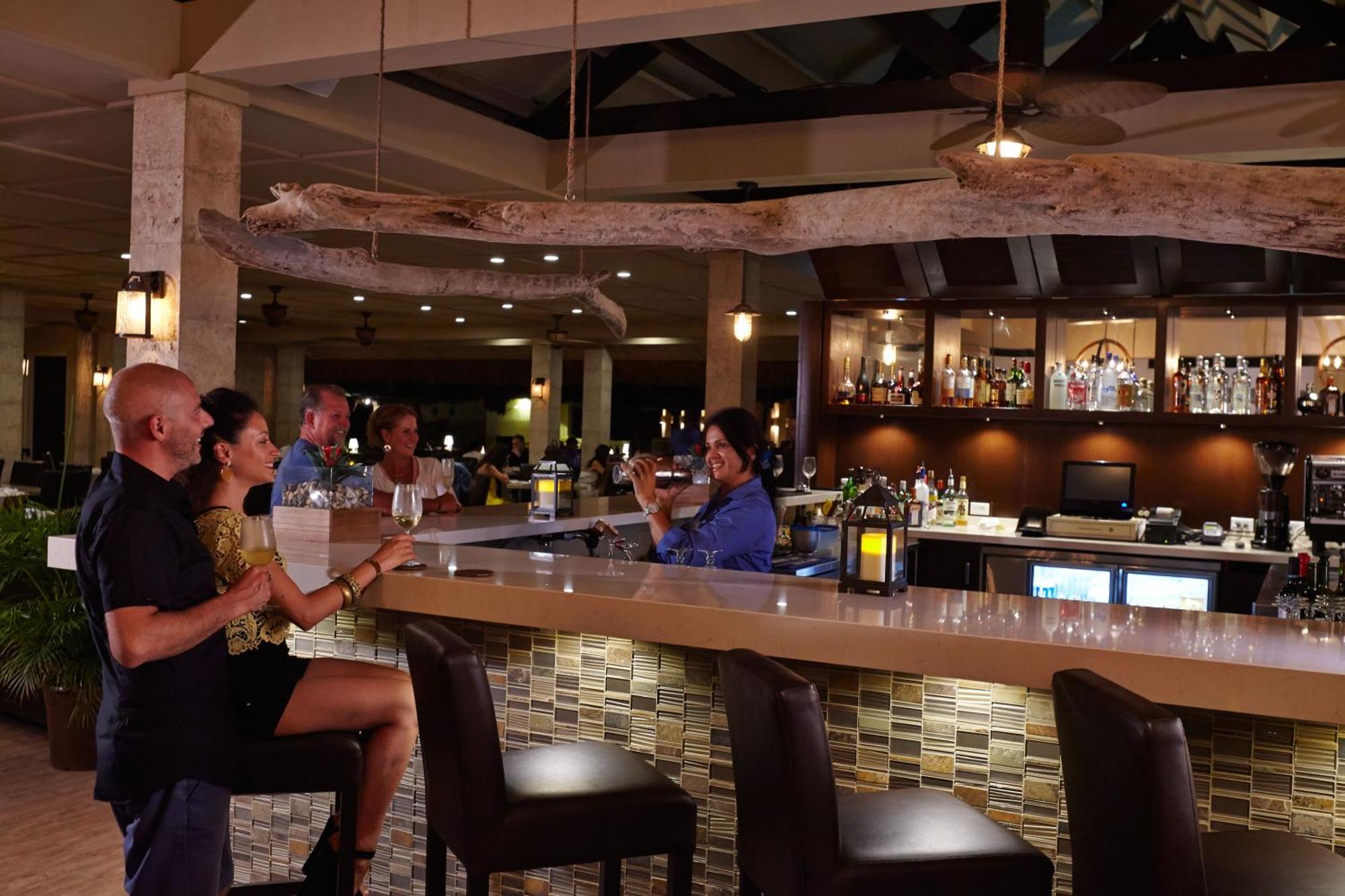 פאלם ביץ' Manchebo Beach Resort And Spa מראה חיצוני תמונה