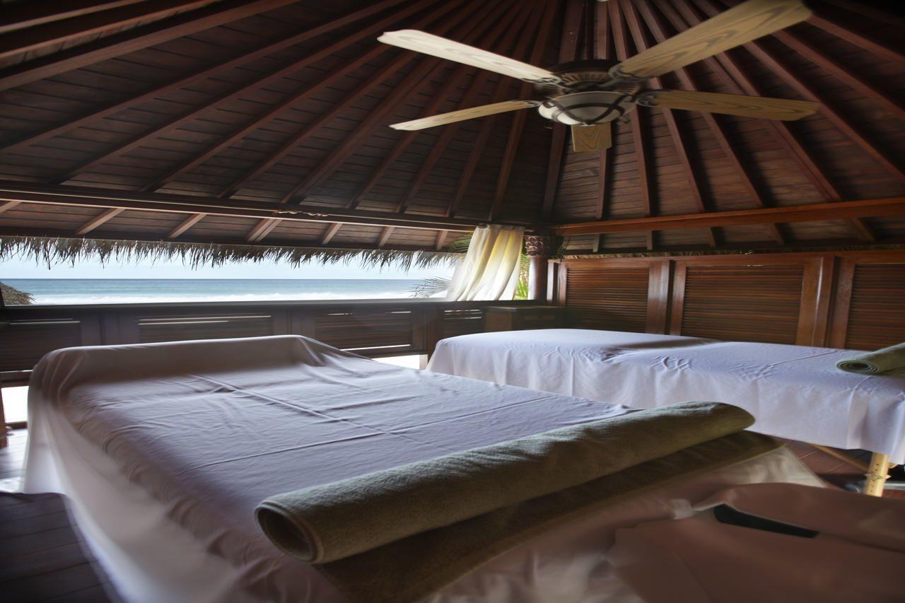 פאלם ביץ' Manchebo Beach Resort And Spa מראה חיצוני תמונה